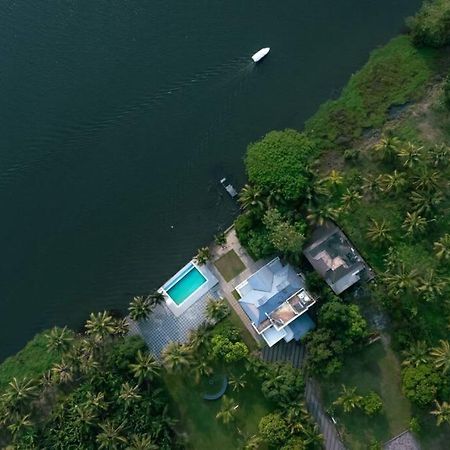 Riveria Portico - River Side 6 Bedroom Private Pool Bungalow North Paravur Ngoại thất bức ảnh